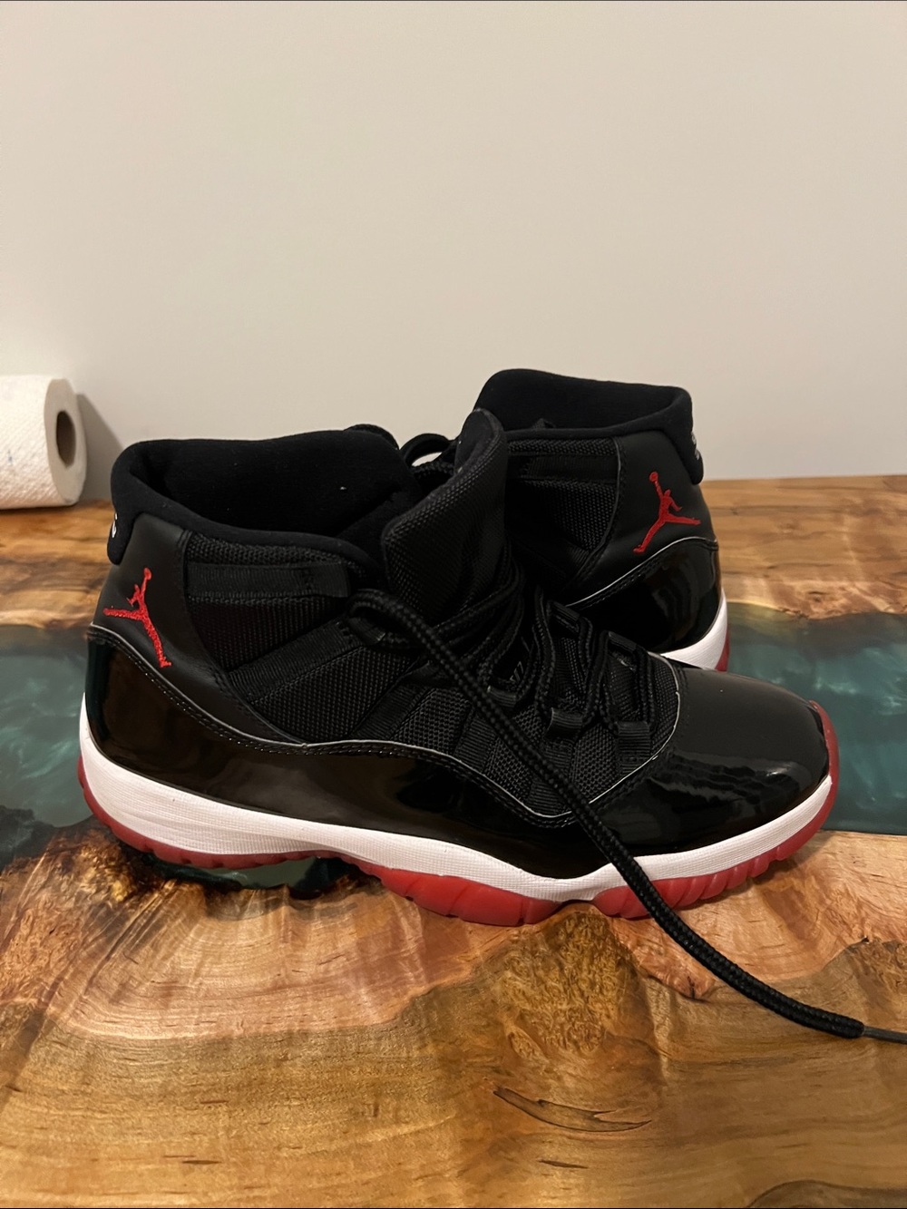 Jordan 11 Retro Playoff Bred Black and Red High-Top Sneakers - Picture 4 of 9